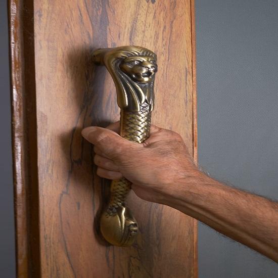 Lví zakřivená klika hlavních dveří, standardní, balení 1 ks, ozdobná stahovací klika pro skleněné a dřevěné dveře