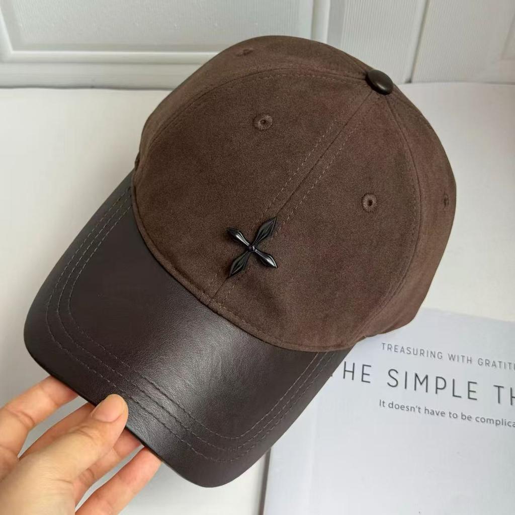New soft top polished cotton baseball cap for women, simple and fashionable peaked cap, small face, solid color hat for men