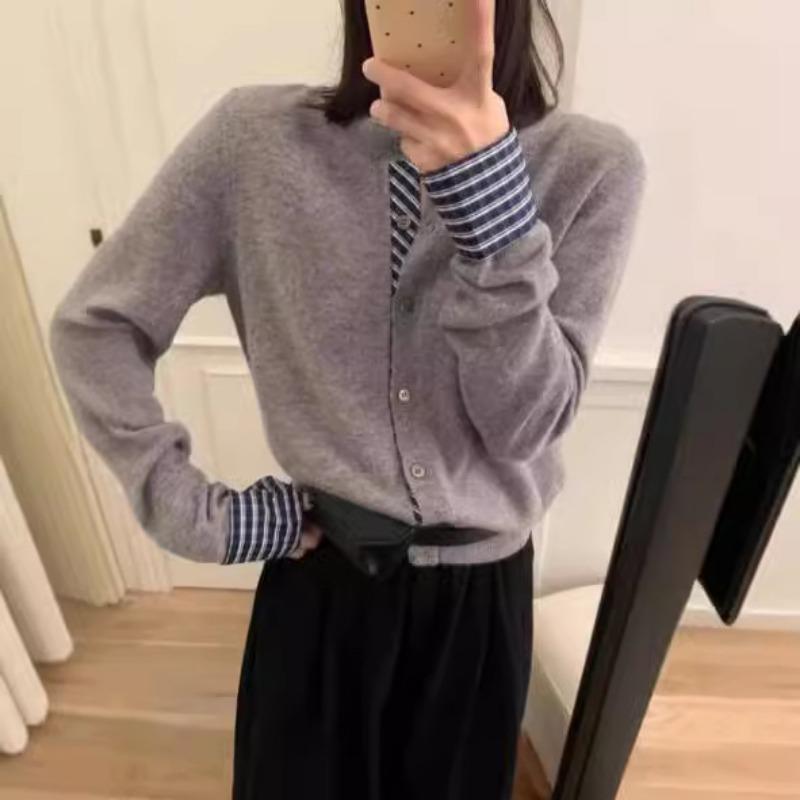 Autumn and winter holiday two-piece plaid splicing knitted sweater cardigan simple fashion loose versatile casual crew neck top women