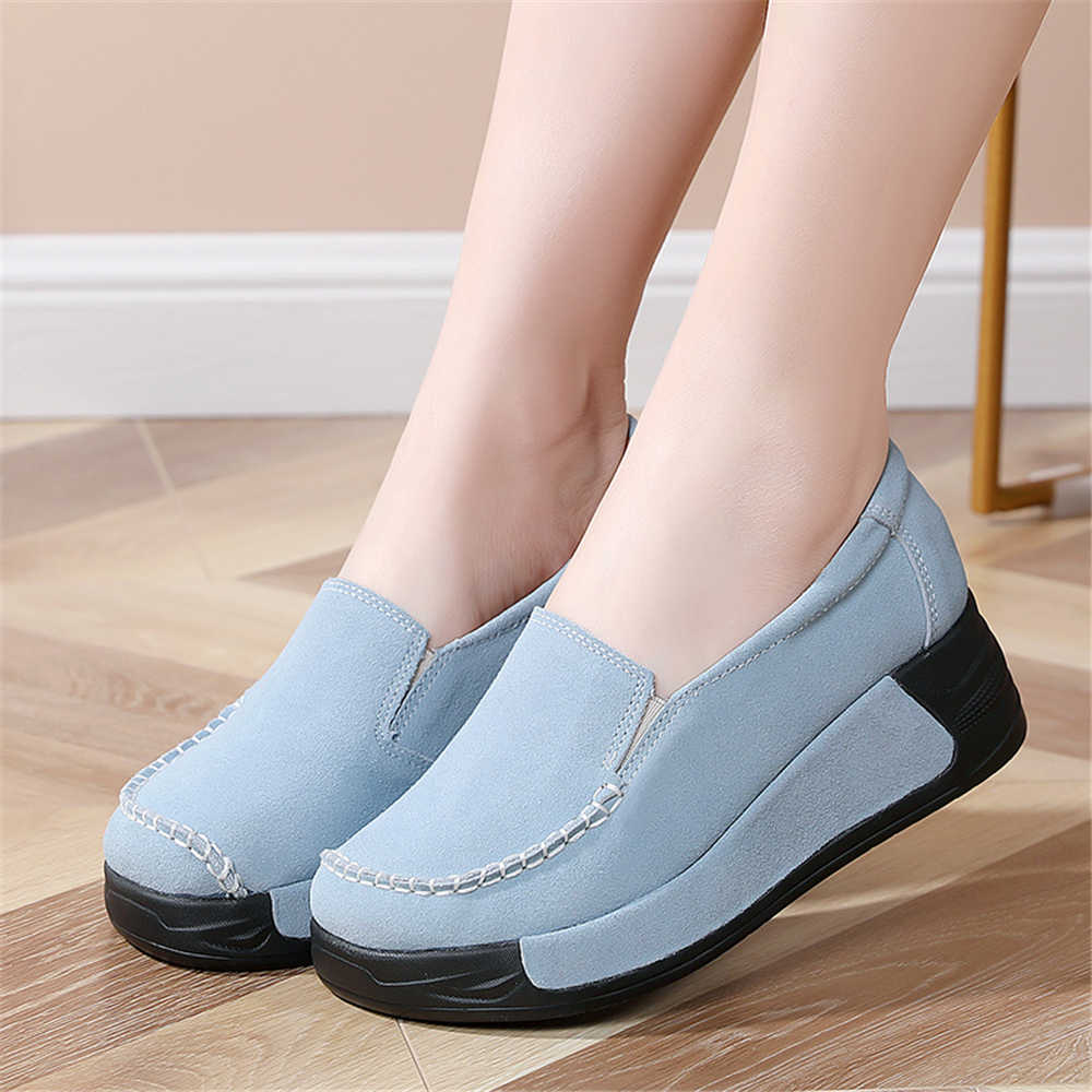 Fashion Flat Sole Massive Women's Forest Shoes Mining Vulcanization Hiking Shoes 46 Sneakers Sport Idea Obuv Dropship In Offers