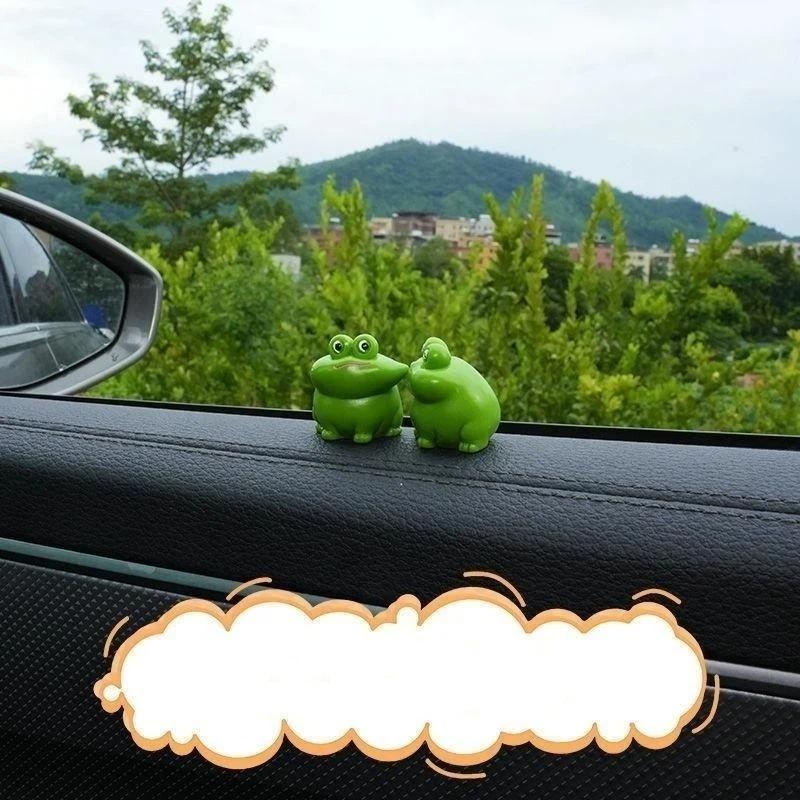 Cute Mini Cartoon Kissing Rabbit Cat Frog Car Ornaments Smooth Surface For Car Dashboard Home Desktop Decor