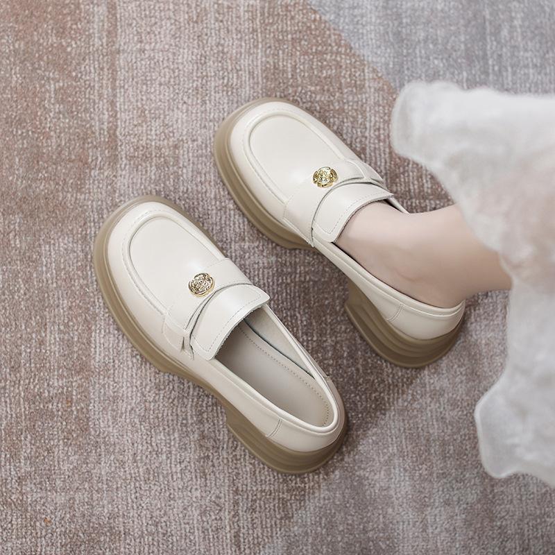 

Yuexinwang leather flat for Huizhou women s shoes Su Yinyin same shoes black versatile heightening platform loafers women 40