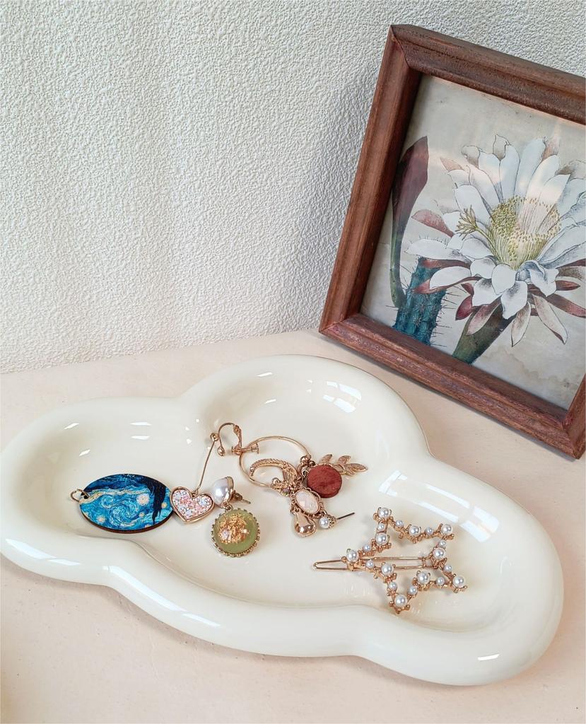 Irregular Dessert Plates Ins Style Cute Cloud Plates Fruit Plates Desktop Storage Display Plates Accessories Photography Props