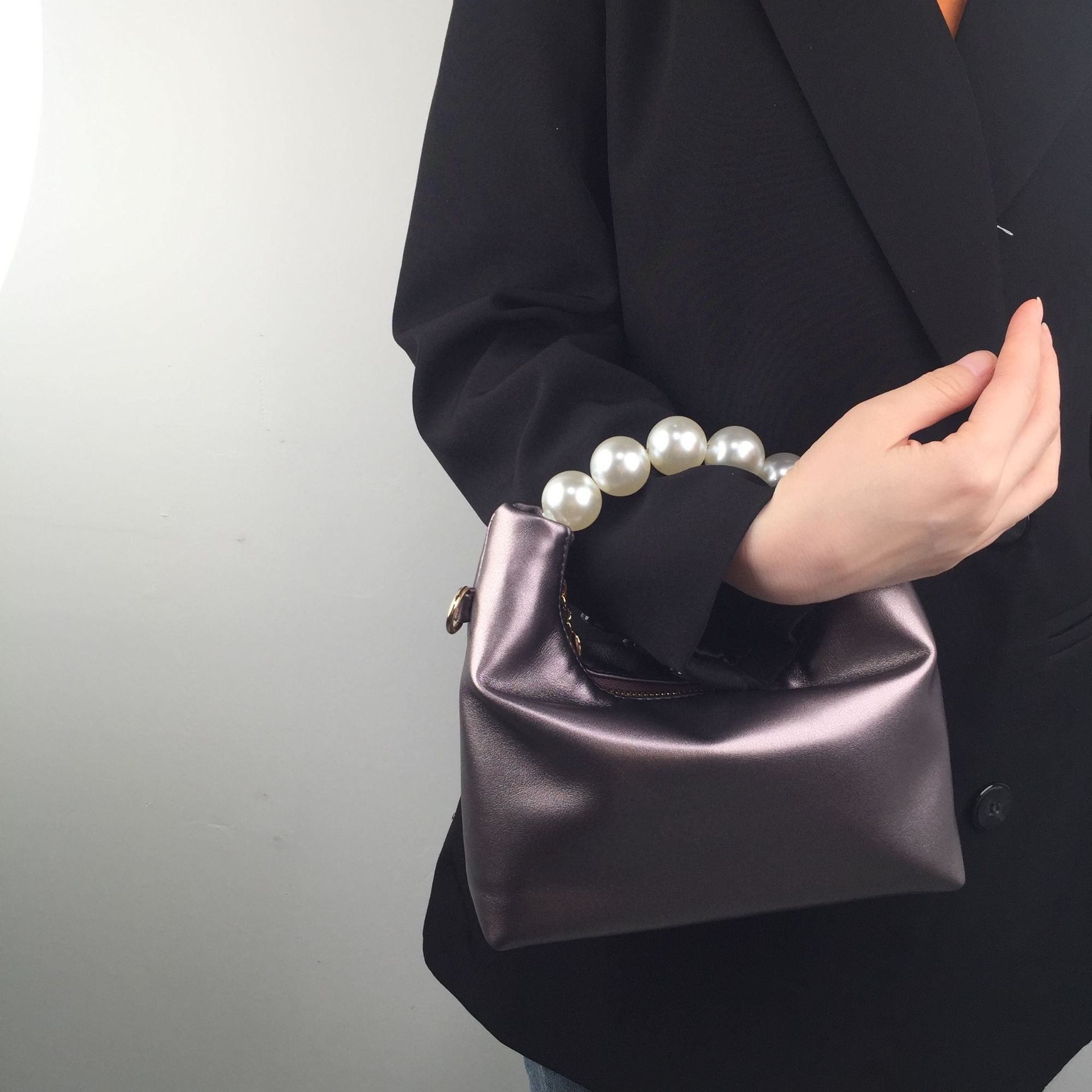 Women S Bag Fashion Small Bag Women S Versatile Pearl Bag Handbag Bag Chain Bag Women S Bag Shoulder Messenger Bag темно-фиолетового