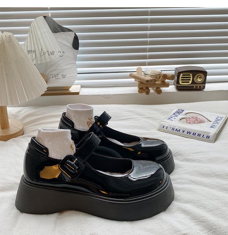 Big head and thick sole increase height Mary Jane small leather shoes women's summer 2025 new retro British style student jk single shoes