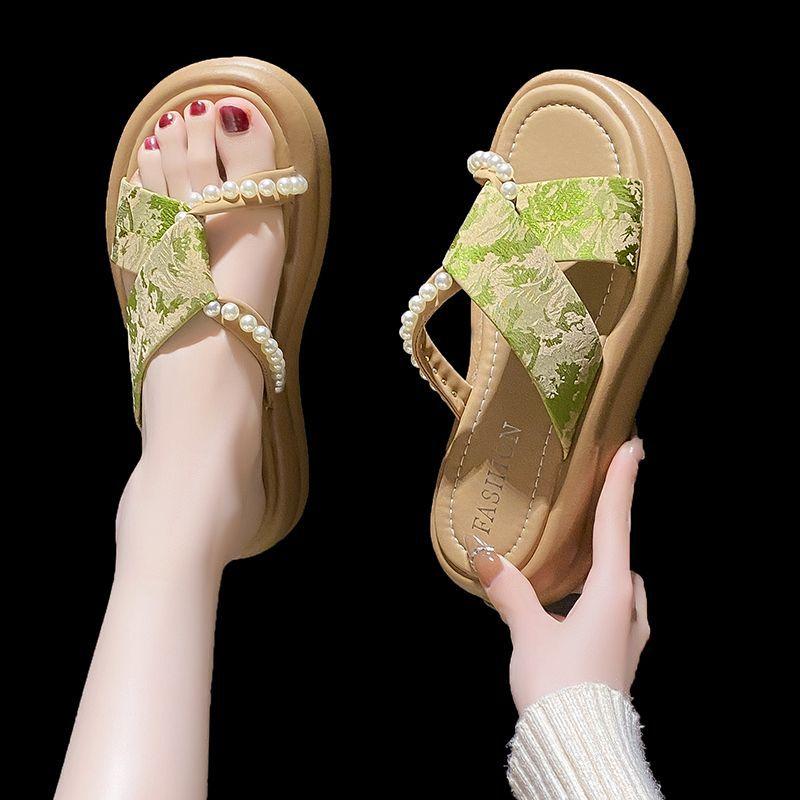 Cool slippers women's summer wear new with skirt platform beach sandals fashionable versatile one-word drag