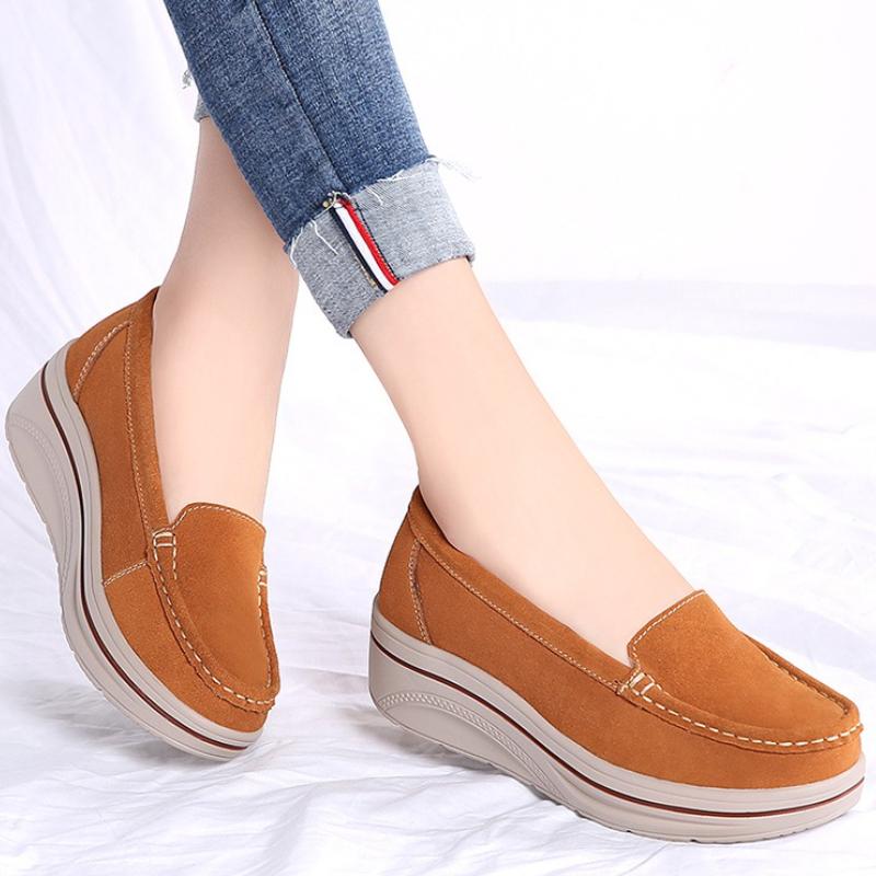 Nye fritidssko for kvinner Slip On Loafers Mote Komfortabel pustende kvinnelig plattform Høydeøkende fottøy