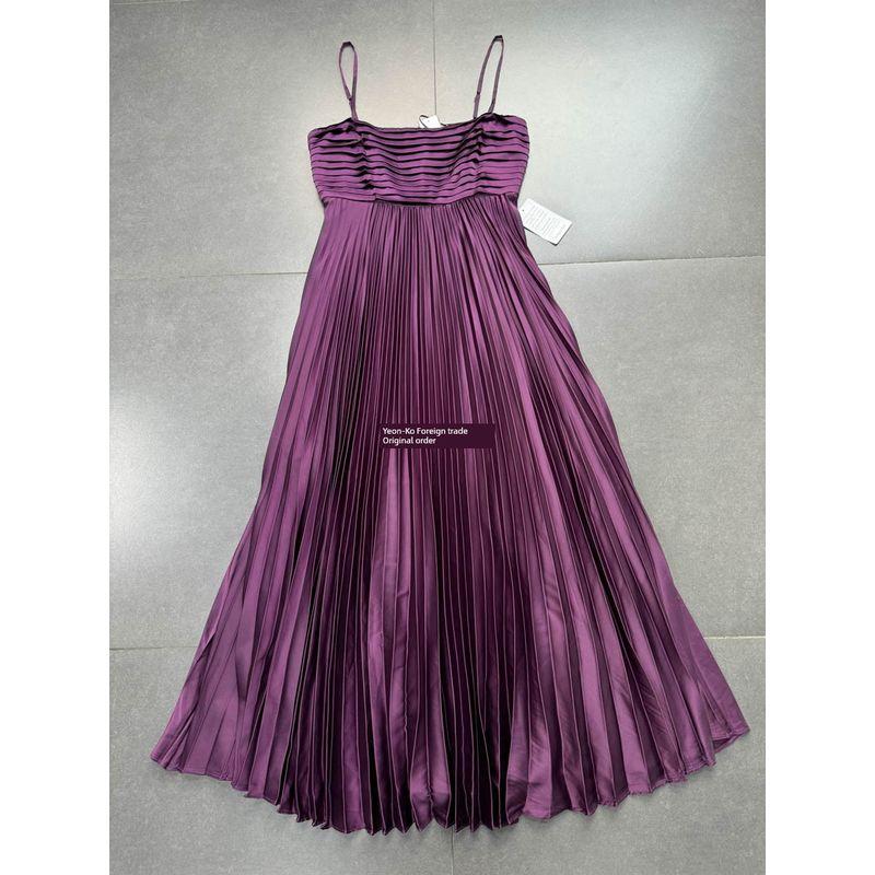 Old Beauty Single Lu * H Style Creased Pleat Big Hemline Sling Dress Temperament A Word High-End Satin Long Dress