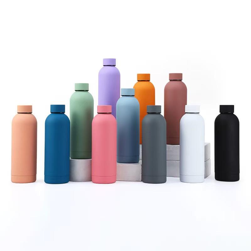 Neue mattierte Edelstahl-Isolierwasserflasche - Tragbar, schlichter Stil für Sport und Outdoor-Einsatz