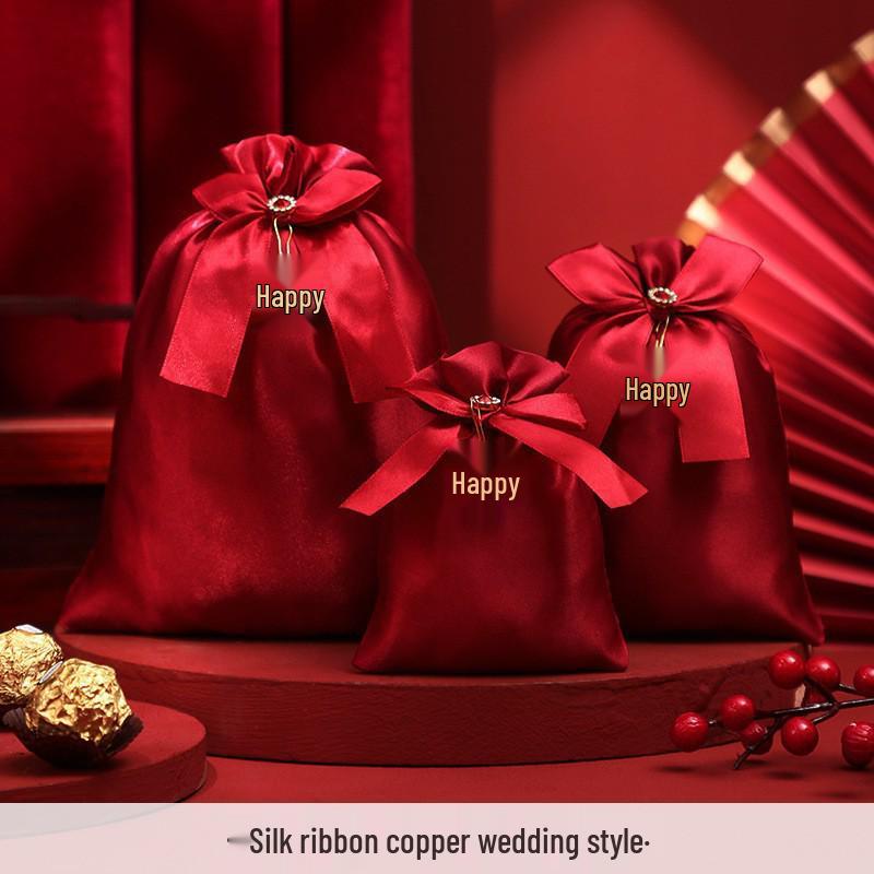 Silk Tassel Gift Box Bag: Luxury Handbag, Souvenir, Candy Box