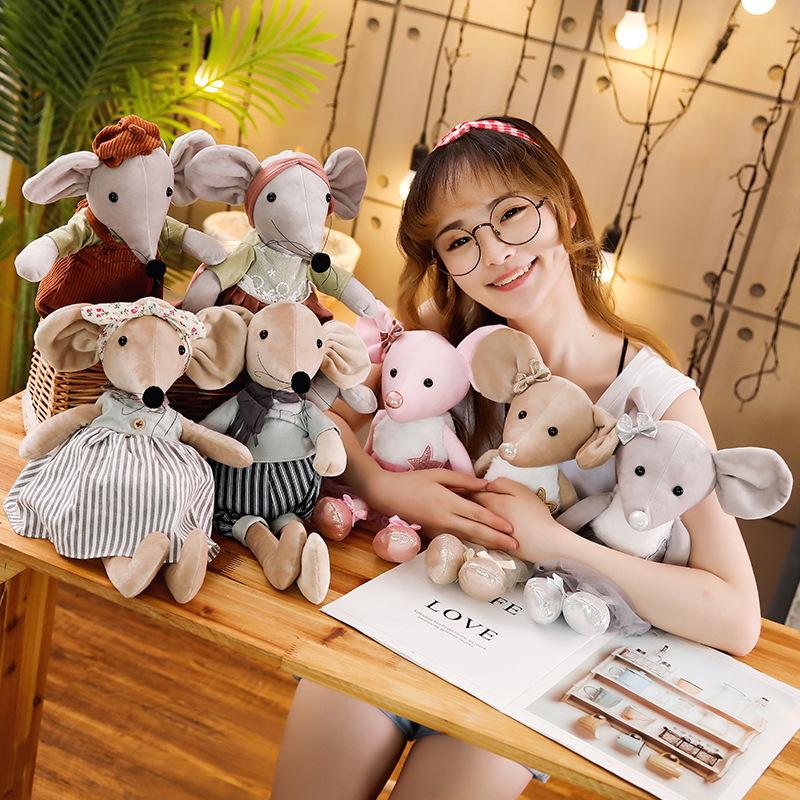 42 cm Peluche Carini di Topo Bambole Topo Animali Vestite Adorabilmente Peluche Morbido Regali di Compleanno per Bambini 1 Pezzo Regalo di Natale