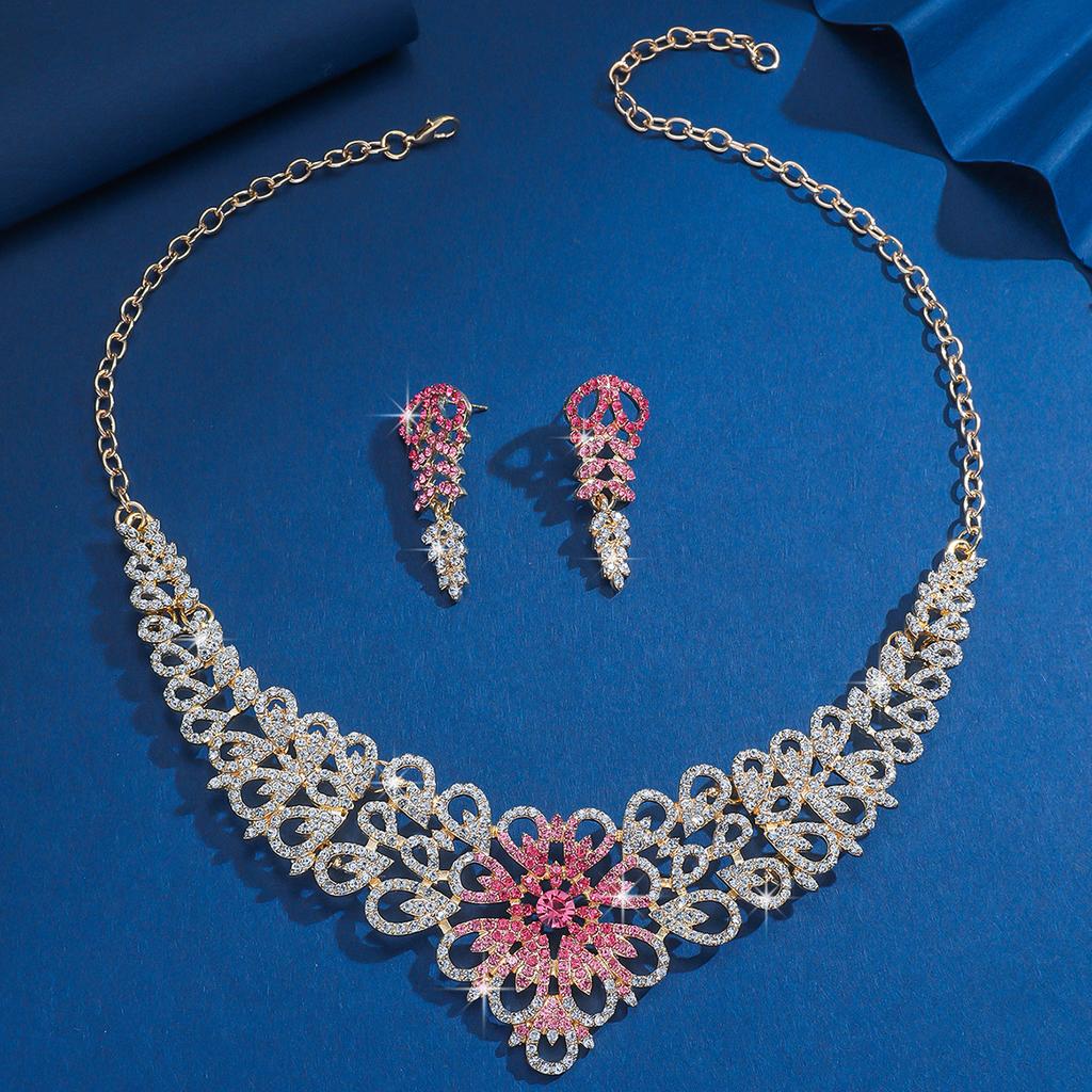 Temperament Fashion Exaggerated Metal Sparkling Diamond Pattern Full Diamond Necklace Earrings Set Wedding Bridal Set