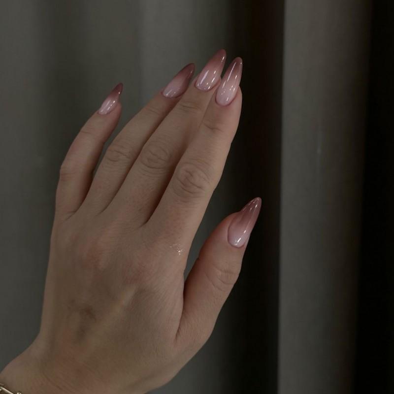 

French Maillard Coffee Gradient Wearable Nail Simple Short Almond Cross-border Hot Selling Art