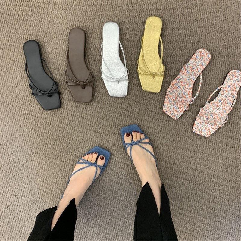 French flat-bottomed flip-flops fairy shoes wear 2025 new summer beach sandals silver sandals