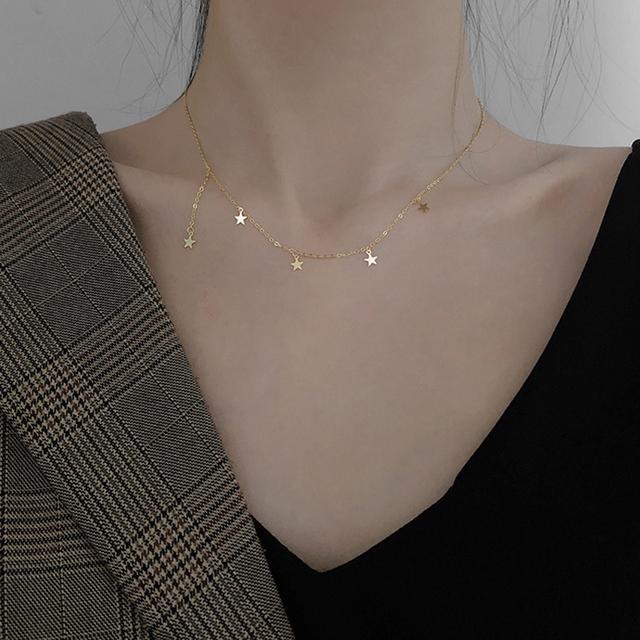 ANENJERY Halskette mit Stern-Quasten-Anhänger für Damen, schlichtes, kurzes Halsband-Zubehör