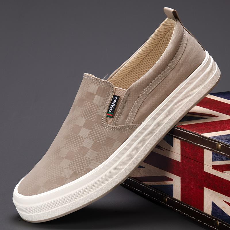 Mens Canvas Shoes Spring New Casual Fashion Board Shoes Lightweight Soft Sole Mens Shoes Breathable Thin Cloth Shoes Men