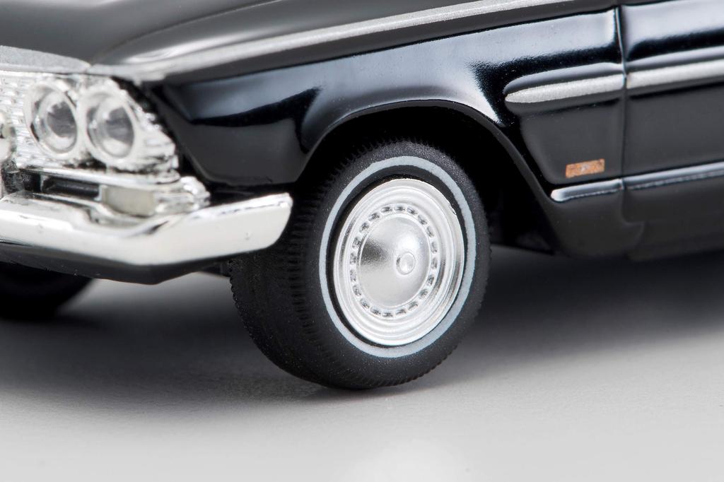 Tomytec Tomica Limited Vintage scale Nissan Prince Gloria Super 6 Black 1966 Model 1/64 TLV-174d (Finished)