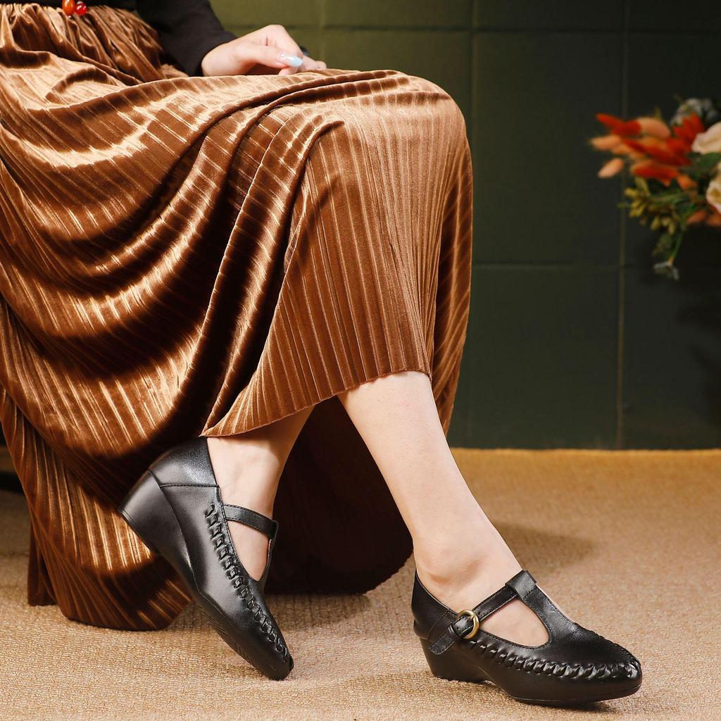 2025 Autumn Women's Genuine Leather Mary Jane T-Strap Shoes - Soft Sole, Retro French Style, Chunky Heel