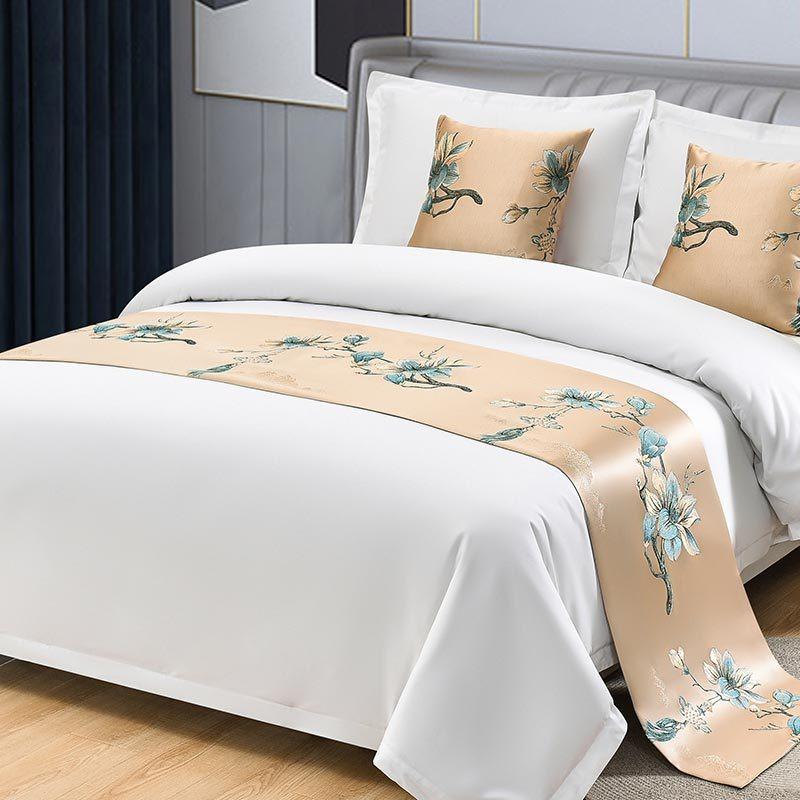 High-grade Embroidery Bed Runners Golden Red Bed Flag Covers Pillowcases Bedding Home Hotel Decor New Chinese Satin Throw Runner