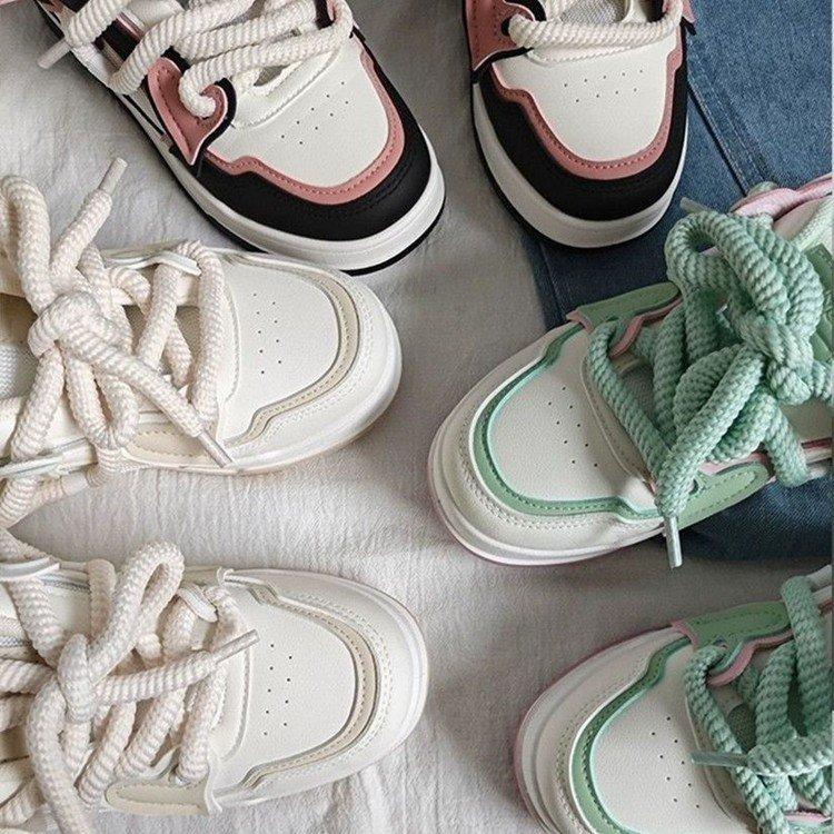 Mesh little white shoes women's 2025 new spring niche design Hong Kong style board shoes junior high school students breathable casual shoes