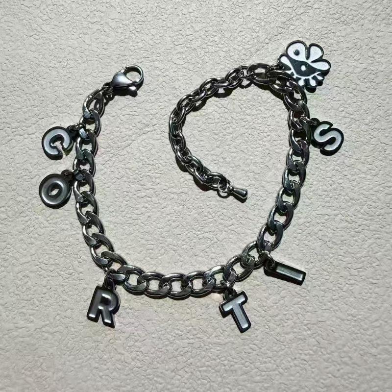 Cortis K-Pop Silver Letter Pendant Bracelet Chain, Dainty Alphabet Charm Jewelry Gift for Women Girls