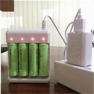 AAA AA Batterijlader 4 Sleuven Dubbel Voor AAA AA Opladen 1.2V Oplaadbare Lithium Batterijlader USB Stekker