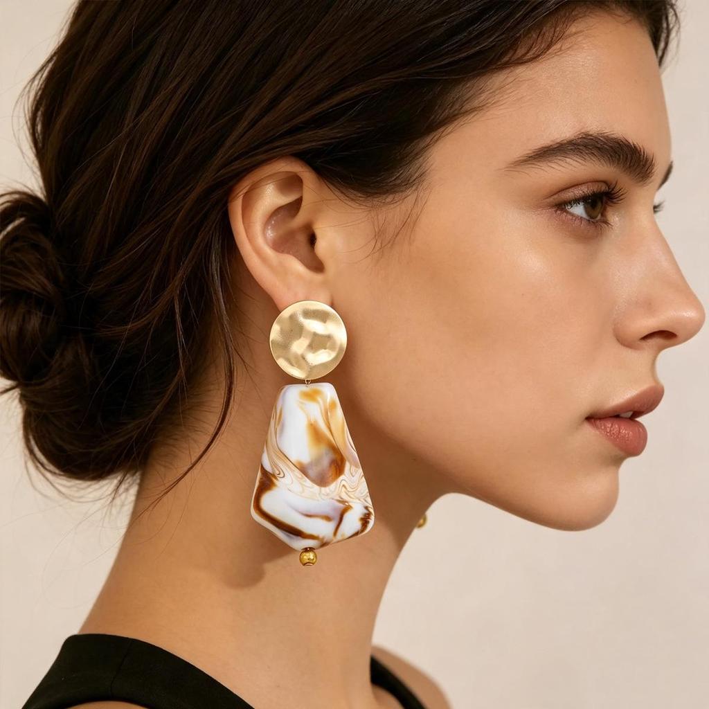 Retro Bohemian Gradient Earrings: Geometric Light-Luxury for Women