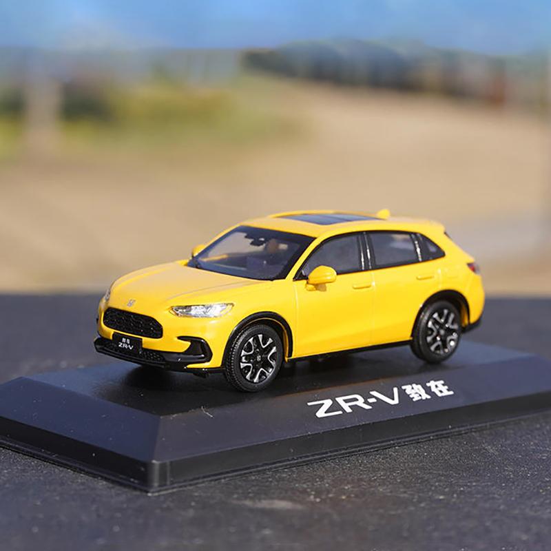 

1:43 ZRV ZR-V SUV Alloy Car Diecasts & Toy Vehicles Car Model Miniature Scale Model Car Toys For Children жёлтый
