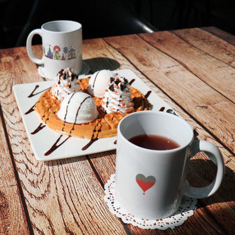 cb612-Design Mug 2p-Clown at the Amusement Park