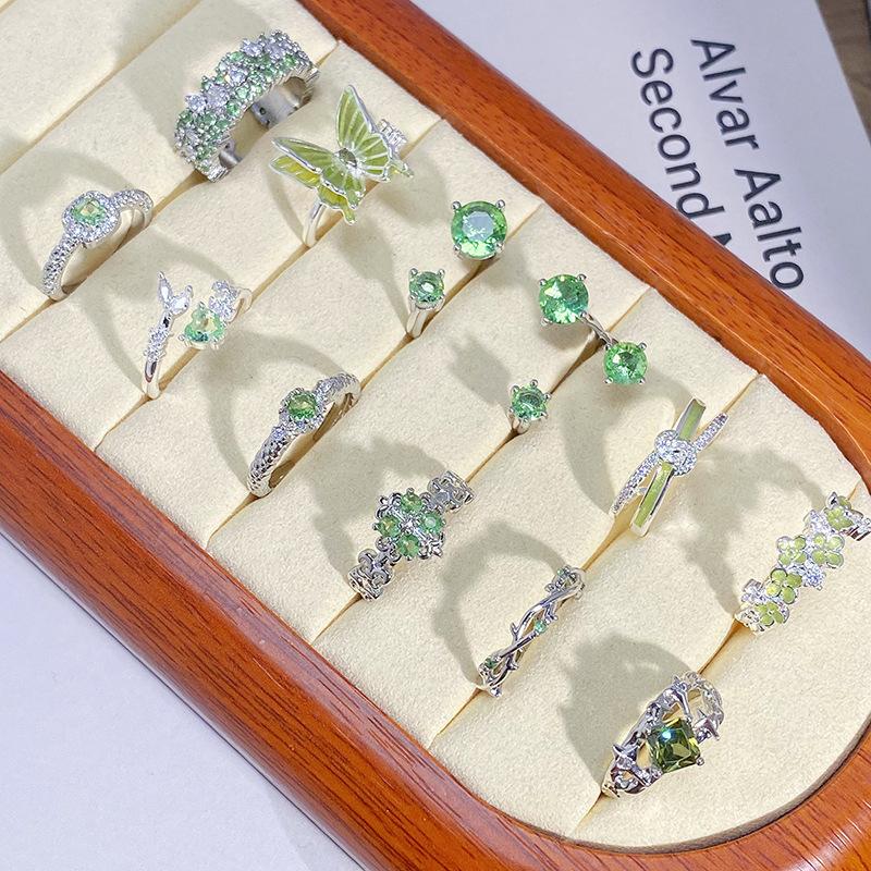 Klein Frisch Sommer Kühle Gefühl Grün Zir*****Stift Ringlicht Luxus Hoher Sinn Temperament Stapeln Tragen Nischenring Frau