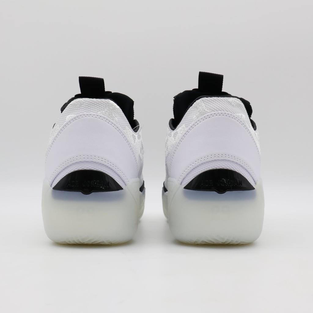 FQ0214-100 Nike Air Jordan 39 White Black Dark Powder Blue (FQ0213-100) (Men's)