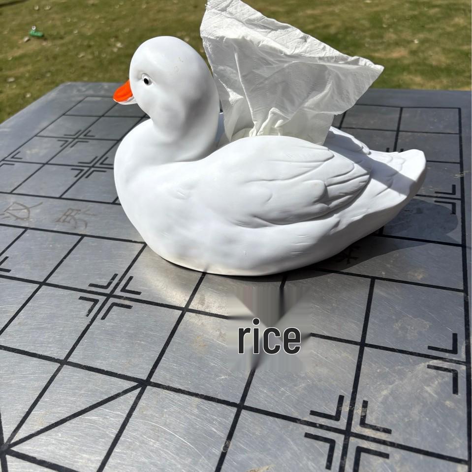 Creative Corn Tissue Box: Cute, Modern Design for Living Room & Car