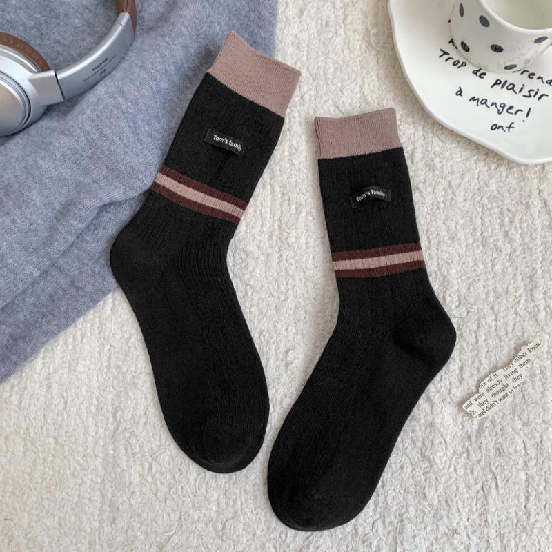 Women's Fall Collage Striped Letter Colored Cloth Logo Medium Tube Pile Socks