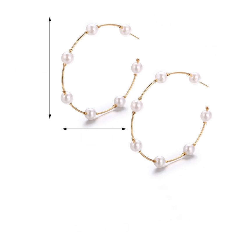 Exaggerated European and American Retro Pearl Hoop Earrings for Halloween