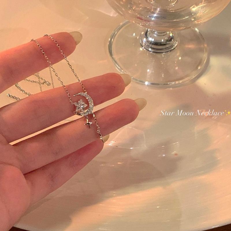 Titanium Steel Does Not Fade, Simple High-End Necklace Women'S Design Temperament Collarbone Chain Fashionable Personalized Pendant