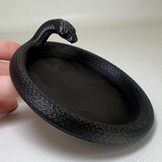 3D Printed Snake Tray Desktop Decorative Trinket Dish Multifunctional Jewelry Display Tray for Bracelet Earring Necklace