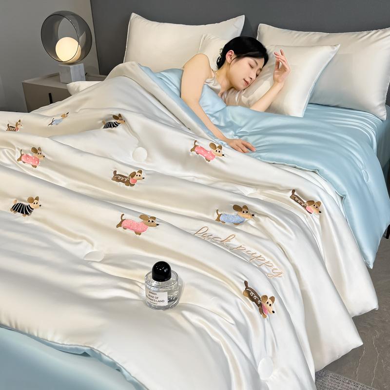 Skin-Friendly Washed Lce Silk Summer Quilt Sets High Quality Embroidered Comforter Bedding Sets Queen Summer Cooling Blanket