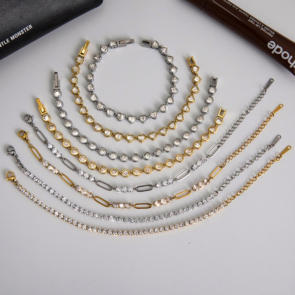 Youthway Stainless Steel Chain Bracelet With Heart-Shaped Zirconia And Gold Color Plating For Women Casual Everyday Jewelry Gift