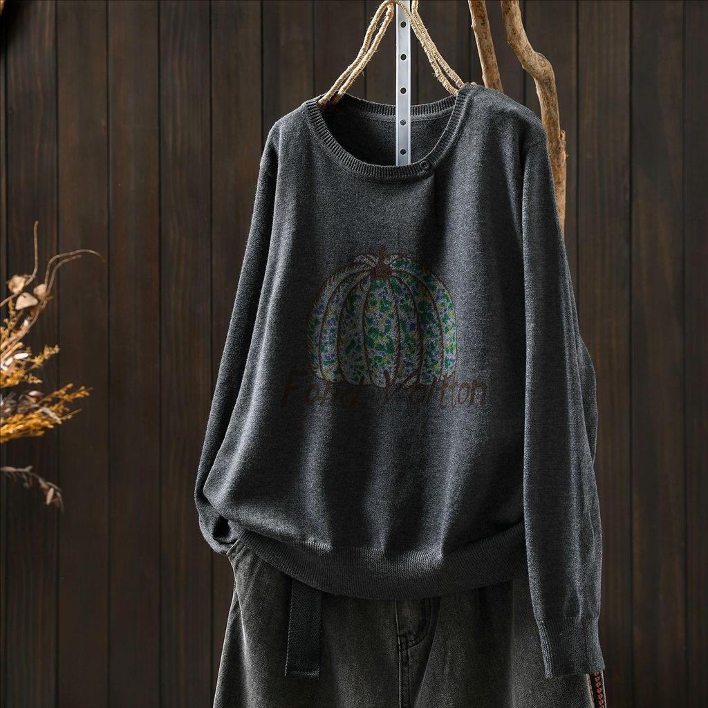 2026 Autumn Women's Pumpkin Print Knit Sweater: Age-Reducing Versatile Round Neck, Long Sleeve Top