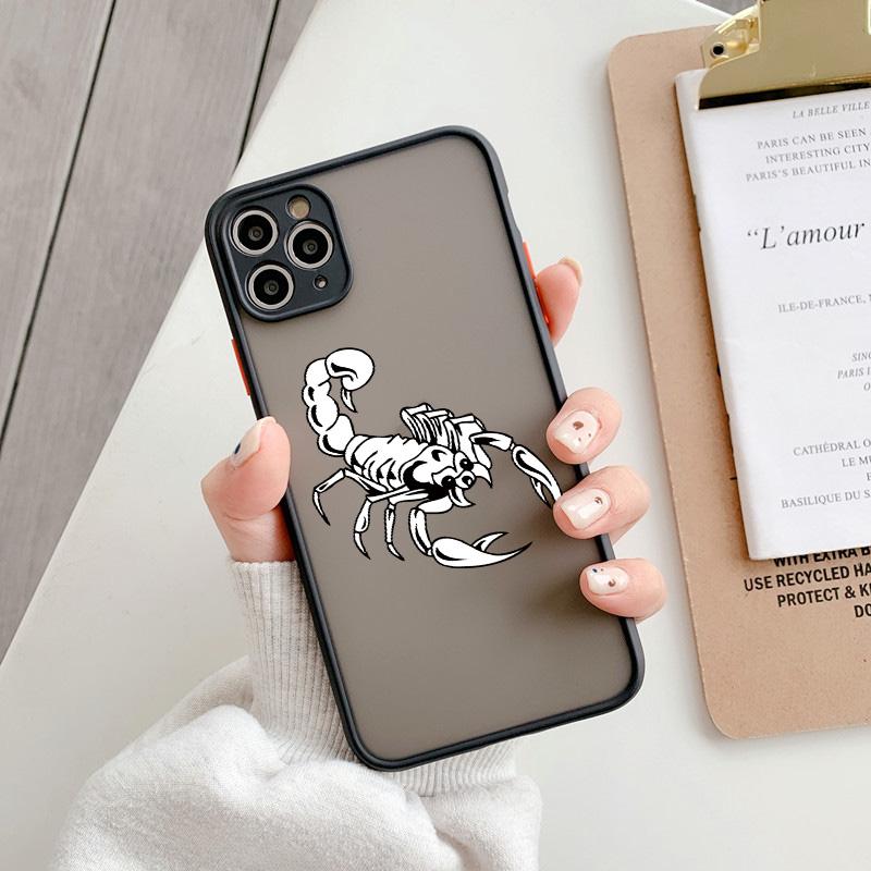 Scorpion Half-wrapped Hard Phone Case For iPhone X XR XS X 16 15 12 11 13 14 Pro Max Back Cases 7 8 Plus SE2 Mini Cover Coque
