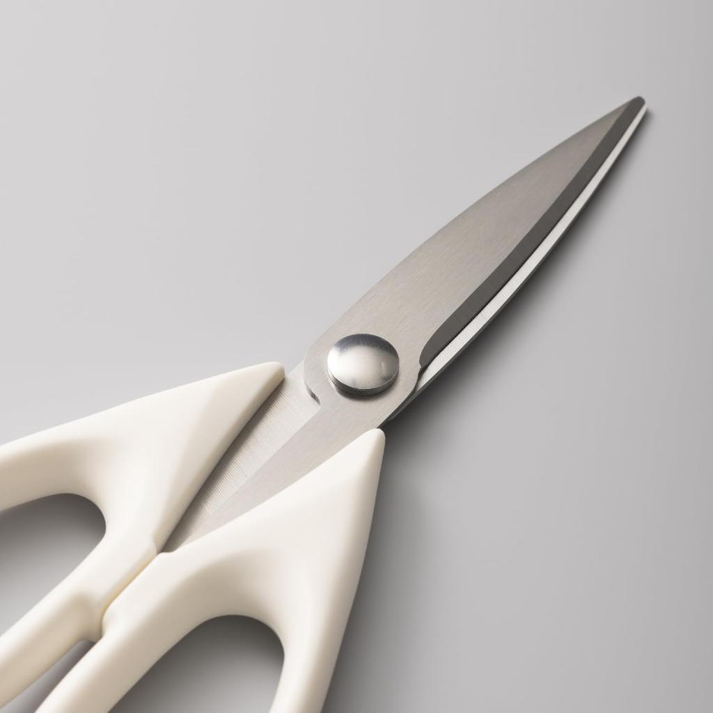 Kai KITCHEN KAI KITCHEN DH8000 Kitchen Scissors with Serrated Blade for Easy Grasping of Ingredients Dishwasher Safe White KAI KITCHEN DH8000