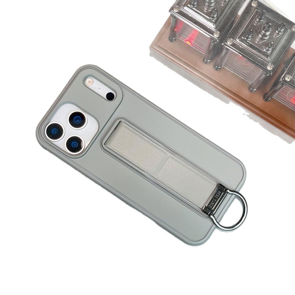 Metal D buckle bracket mobile phone case is suitable for Apple 17PROMAX large hole anti-drop 16/15 trend 13 protective cover