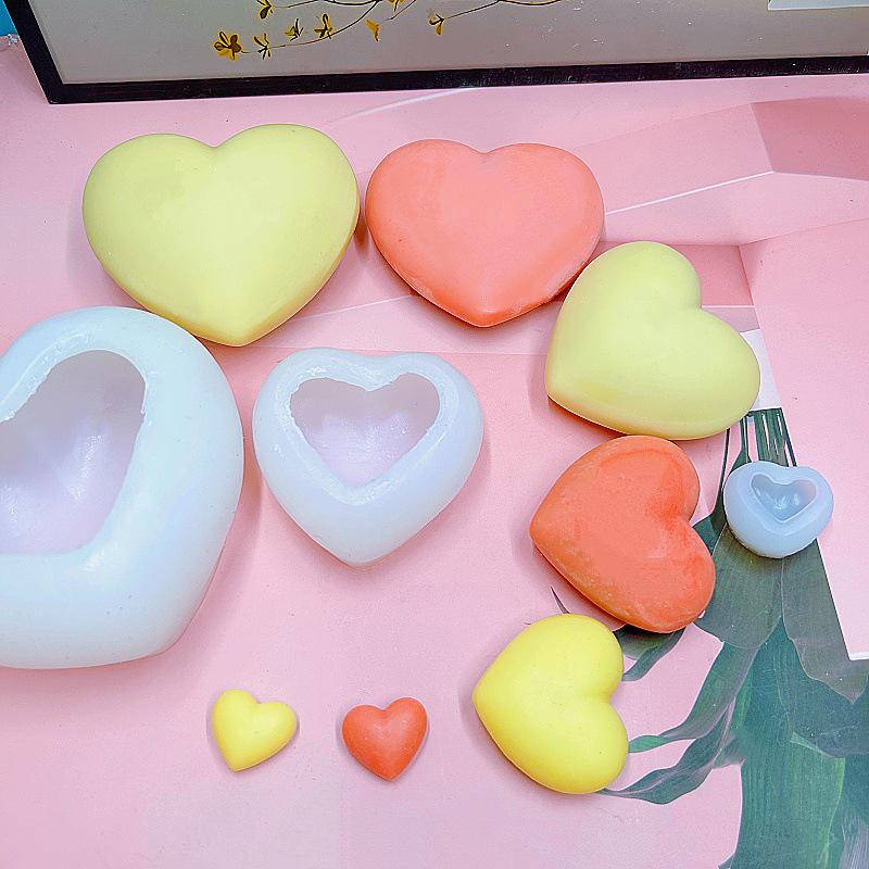 Heart-Shaped Aromatherapy Candle & Mousse Cake Silicone Mold