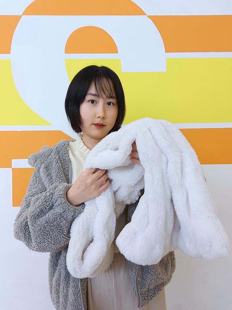 Unisex White Snood Scarf: Luxurious Imitation Rabbit Fur, Soft, Warm, and Versatile for Winter