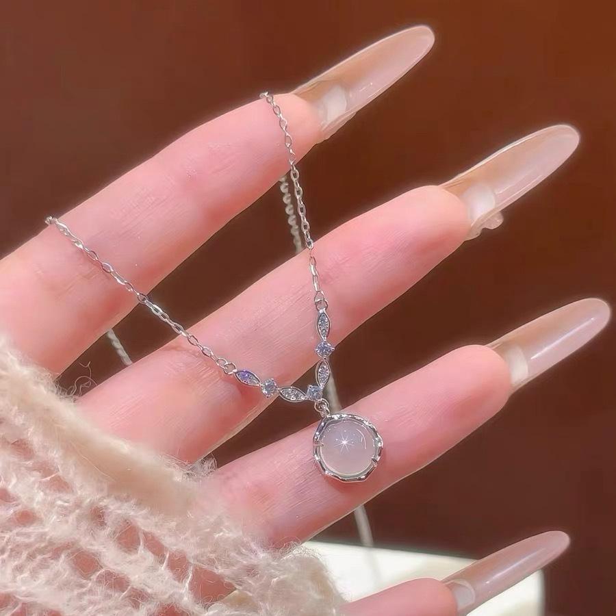 S925 Ice Lychee Water Drop Necklace - Versatile Clavicle Chain, Valentine's Day or Birthday Gift for Women or Best Friends