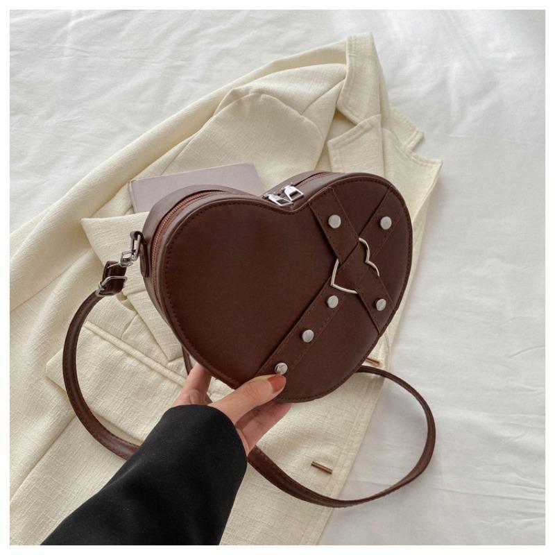 Personalized rivet love popular fashion trend texture new trendy with foreign style crossbody shoulder women's bag