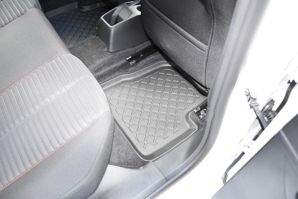 TPE floor mats for Opel Zafira C Tourer 2012-2019