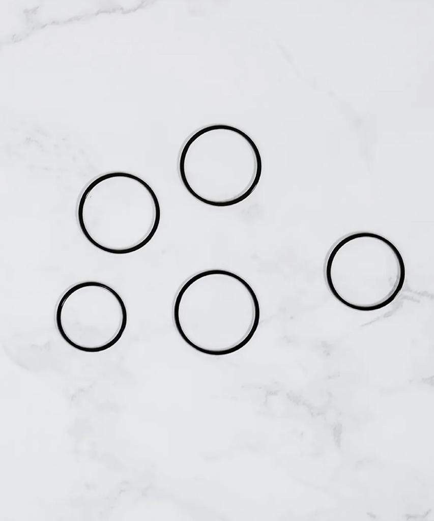 One Enough Mikro Five Ring Set / Black