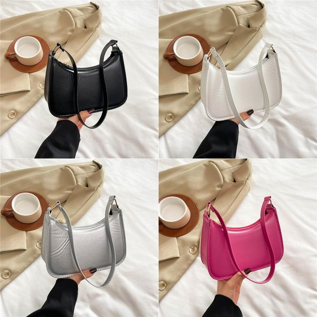 Chic Black Crescent Shoulder Bag For Women In Fashionable Spring And Fall Styles