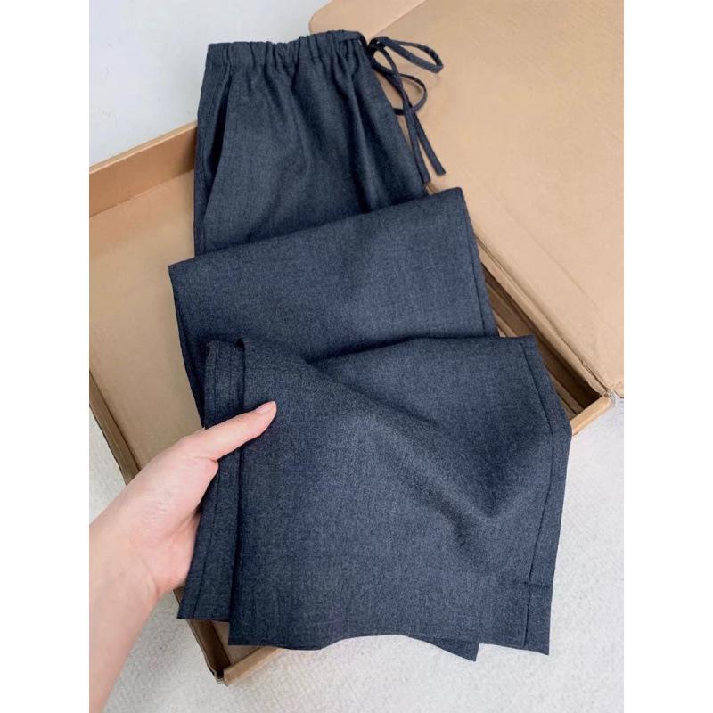 

CHAO-Recommended Dark Gray Women s Straight-Leg Suit Pants: Petite, High-Quality Texture, Flattering Drape for Spring. Large сірий колір